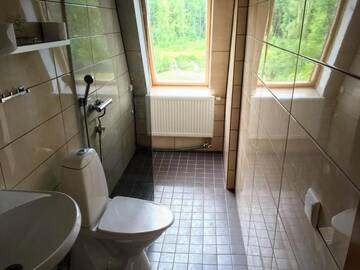 Фото номера Дом с 4 спальнями Загородные дома Kooli Countryhouse г. Valingu 27